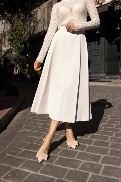 AXEL DAMEN GOLD SIM FOIL DETAIL HEELS