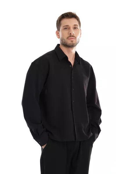 Мъжка риза с основен оувърсайз, мека, попива потта, лесна за гладене и дишаща