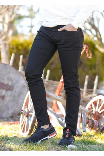 بنطال جينز رجالي ضيق باللون الأسود من سالتو، بقصة نحيفة، قطن مع ليكرا