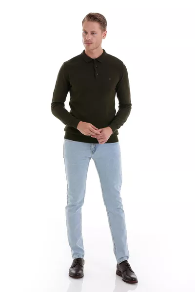 سترة صوفية بياقة بولو عادية بلون زيتي