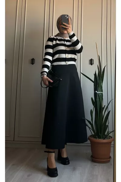 Sukuba Puff Modest Flared Skirt