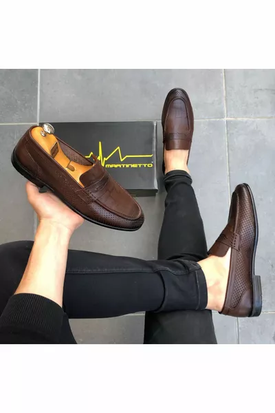 جلد طبيعي الصيف مثقوبة أحذية رجالية كلاسيكية عارضة 