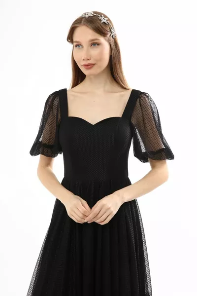 قلب طوق تول مساء اللباس