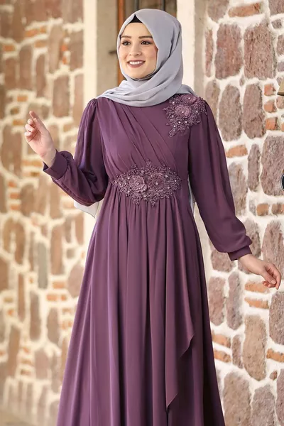 نيفرا مساء اللباس روز المجففة