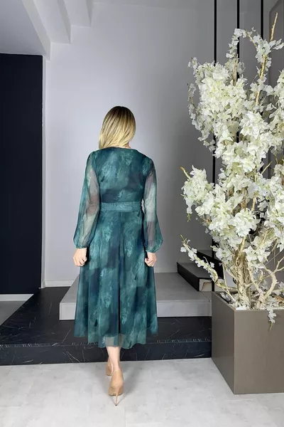  فستان تول بحزام منقوش