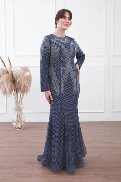 بالإضافة إلى حجم فساتين السهرة الحجاب