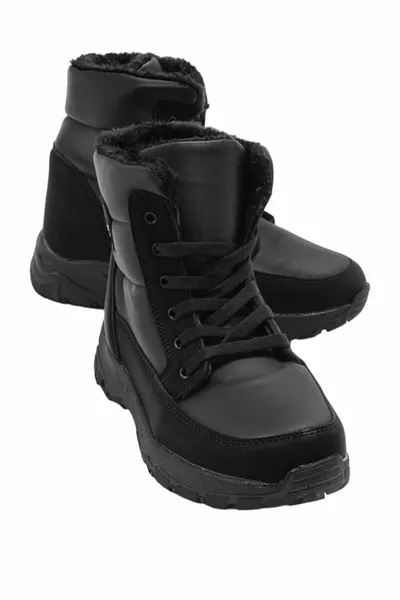 الفراء دليل على البرد داخل أحذية الثلج الرياضية أسود