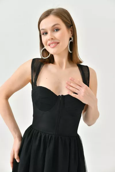 Tessuto Tulle Indietro Low-Cut Tie Design Nero Mini Abito Da Sera Con Supporto Torace Gonna Ripiegata 