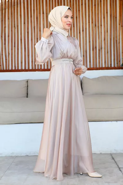 ياقة مزدوجة الصدر فستان حجاب مطرز - بيج