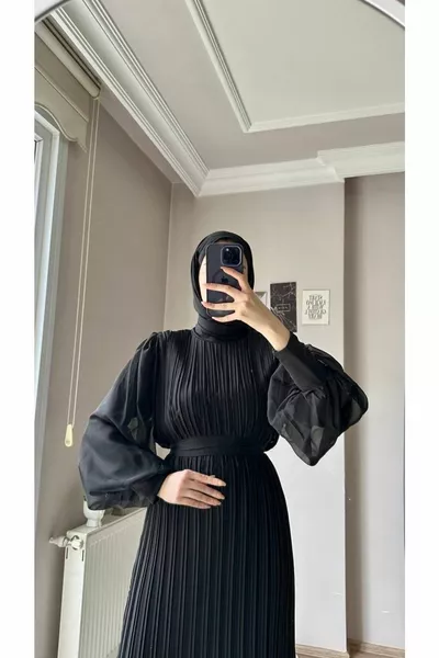 Robe plissée en mousseline de soie janjan