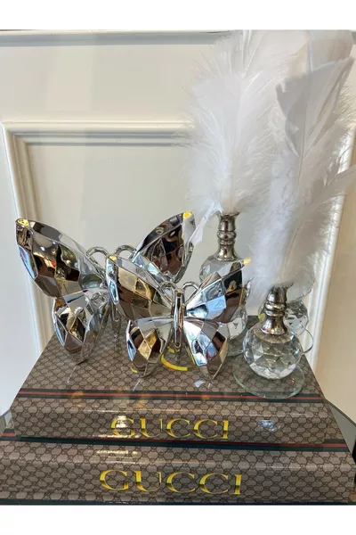 مجسم فراشة ديكوري مكون من قطعتين بمظهر الكريستال – اللون فضي