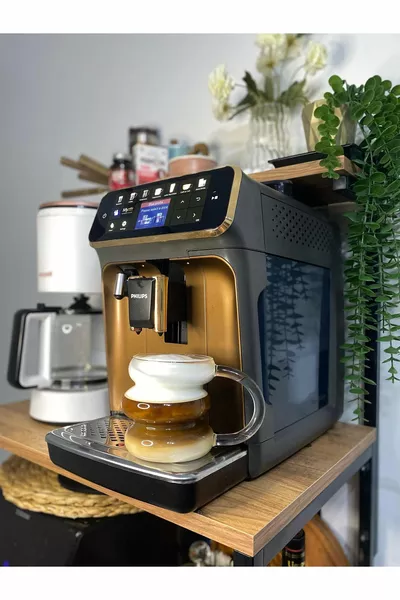 Asymmetrical Ribbon Giant Cup Coffee Presentation Cocktail Cup With Heat Resistant Handle