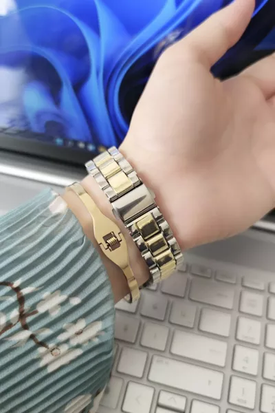 ساعة يد نسائية Mk موديل إصدار محدود