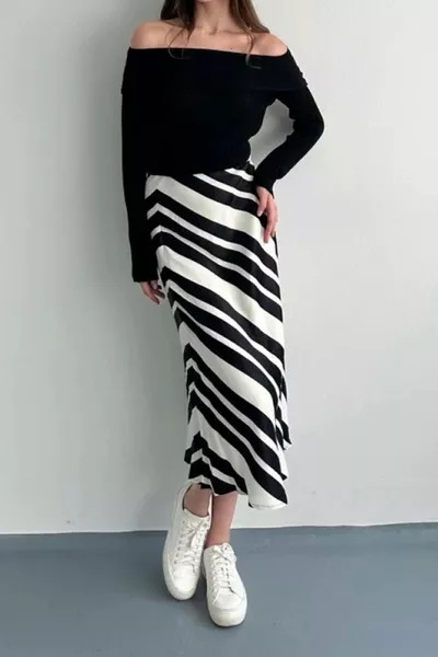 حمار وحشي نمط فسكوزي الساتان النسيج ميدي طول تنورة Ecru