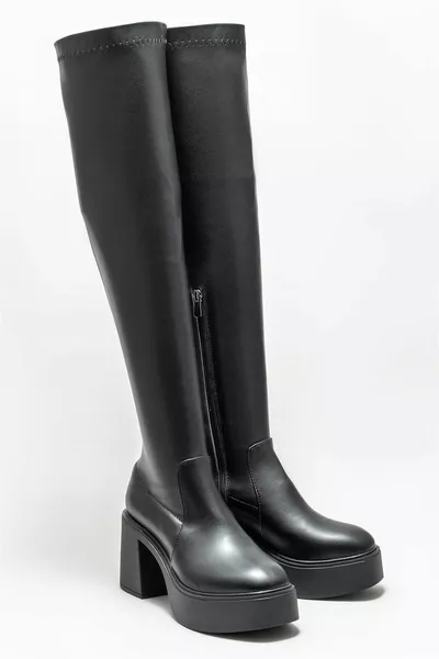 Bottes à talons noires pour femmes