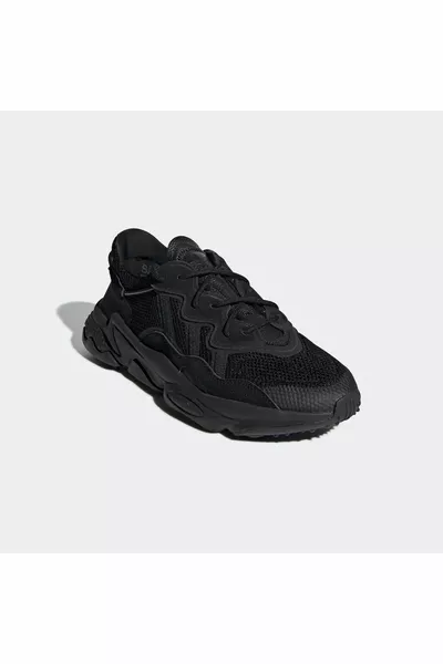Ozweego Unisex Black Sneakers