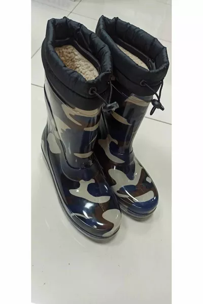 أحذية صوفية مانعة للانزلاق ومقاومة للماء