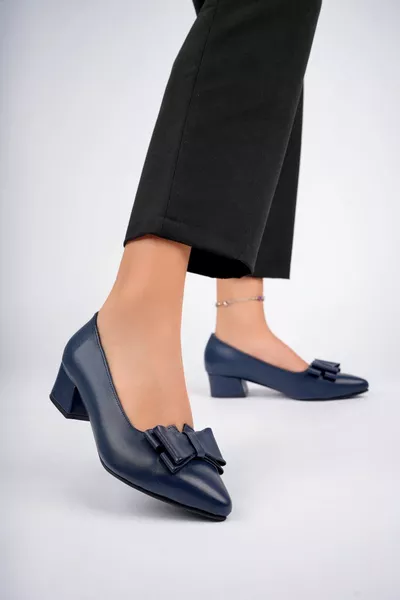 جلد طبيعي كحلي أزرق نسائي كعب أحذية جلدية 