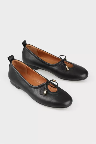 Ballerine da donna in pelle nera