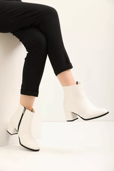 Women's White Skin Flat Heels Short Boots