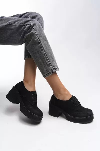 Ghinziss Mocassins à talons à lacets pour femme  Daim noir