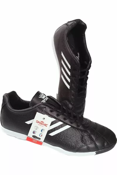 سبورتستاك أحذية كرة قدم رجالية كبيرة الحجم سوداء أستروتيرف