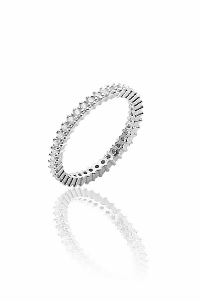 Bague en argent pour femmes en argent à une rangée de zircon pierre Tamtur 