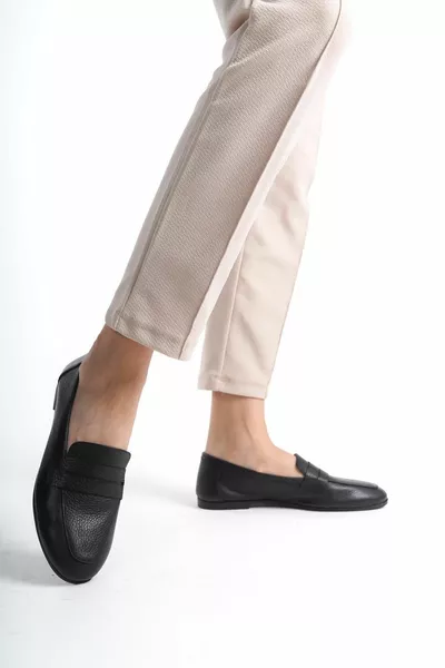 المرأة مشبك جلد طبيعي مفصلة مرنة أحذية المتسكع الوحيد