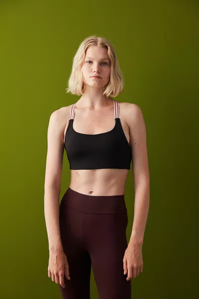 Black Cross Back Detailed Sports Bra