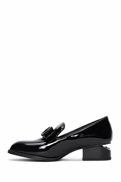 Damen Schwarze Heels Lackleder Maskuliner Loafer 