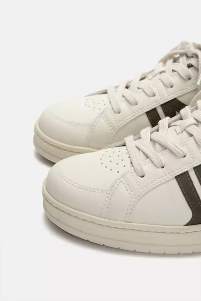 Retro basketbol ayakkabısı