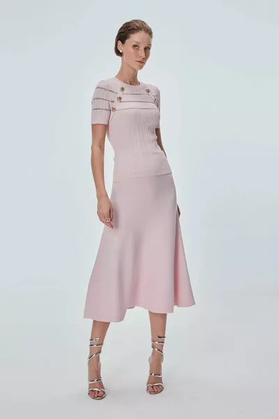 Ausgestellter Midirock in Rosa