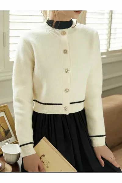 Cardigan femme en maille boutonnée