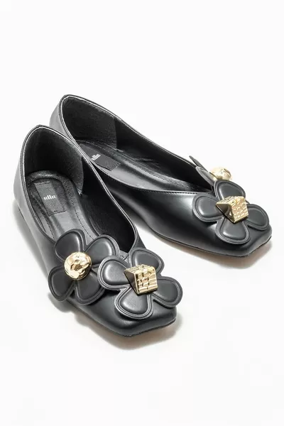 Черная женская повседневная обувь