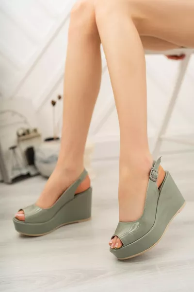 Juliet; Mint green women's shoes with open toe and back, 9 cm padded heels