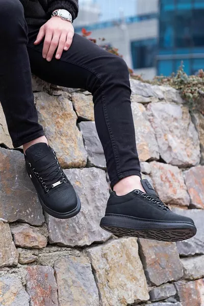  أسود اللون أسود النعل أحذية رجالية عارضة