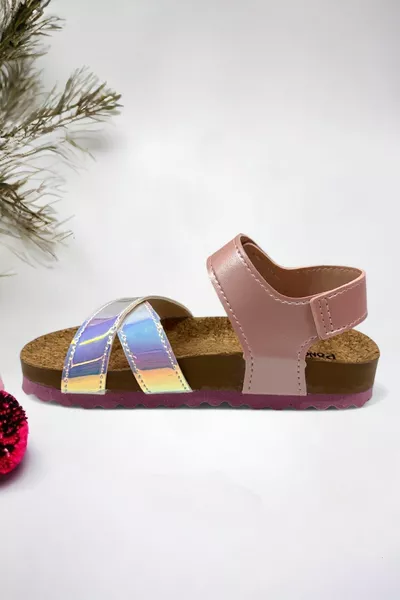 Розови велкро крос сандали за момичета