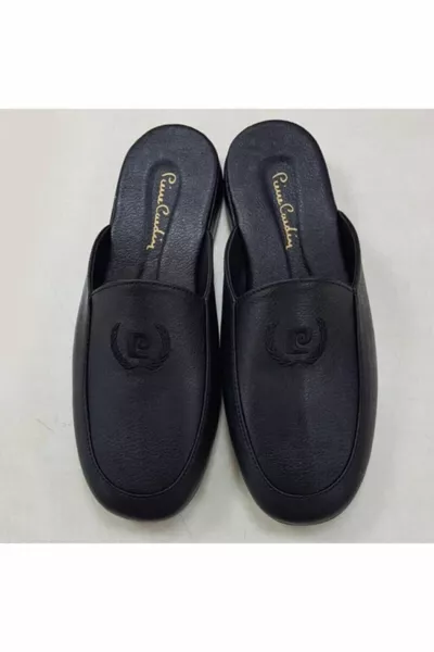 Pantofole in pelle con stemmi 