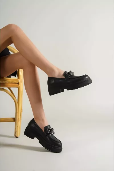 حذاء فيتنا موسمي للسيدات - جلد أسود