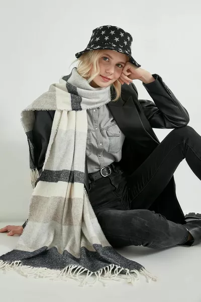  Çizgili Laci Ekru Kalın Omuz Şalı