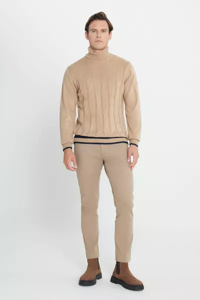 Men's Beige Standard Fit Normal Cut Full Turtleneck Jacquard Knit Sweater