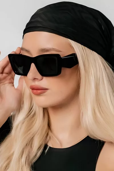Black Women's Sunglasses