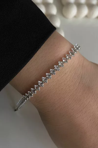 Bracelet en pierre de zircon plaqué argent modèle de navette Waterway