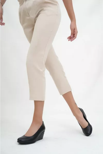 Натуральная кожа Черные женские мягкие каблуки Кожаные туфли 