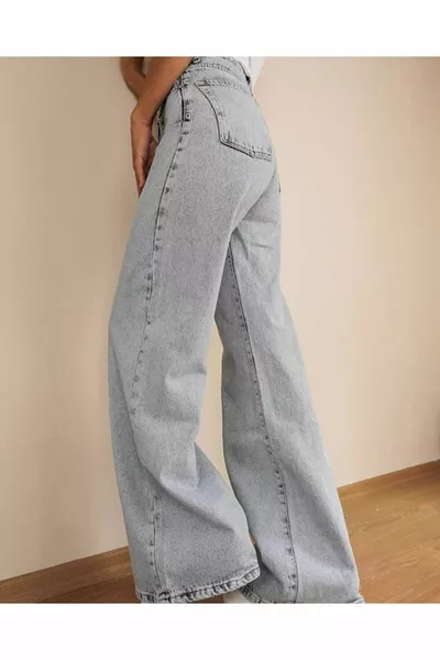 Q Power Lycra للسيدات غسيل ثلجي أزرق فاتح عالي الخصر واسع الساق جينز a