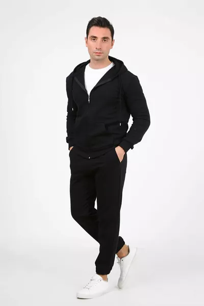 Мъжки анцуг с цип