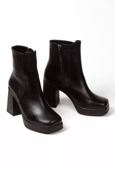 المرأة السوداء الكعب العالي سستة منصة الأحذية