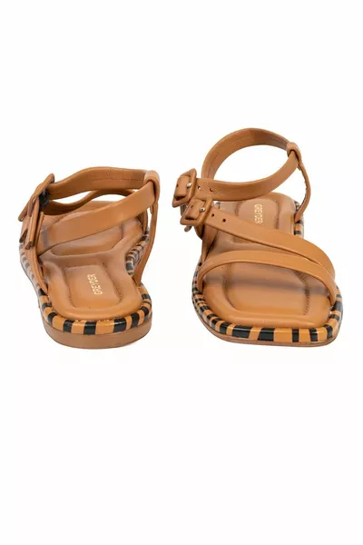 Hellbraune Damen Sandalen aus echtem Leder 