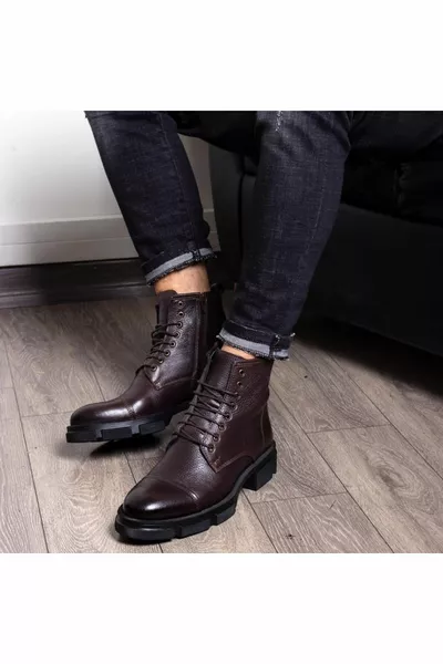 رئيس البريد الرجال براون جلد طبيعي أحذية عارضة