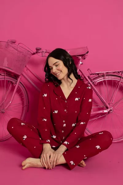 طقم بيجامة قطني بأزرار